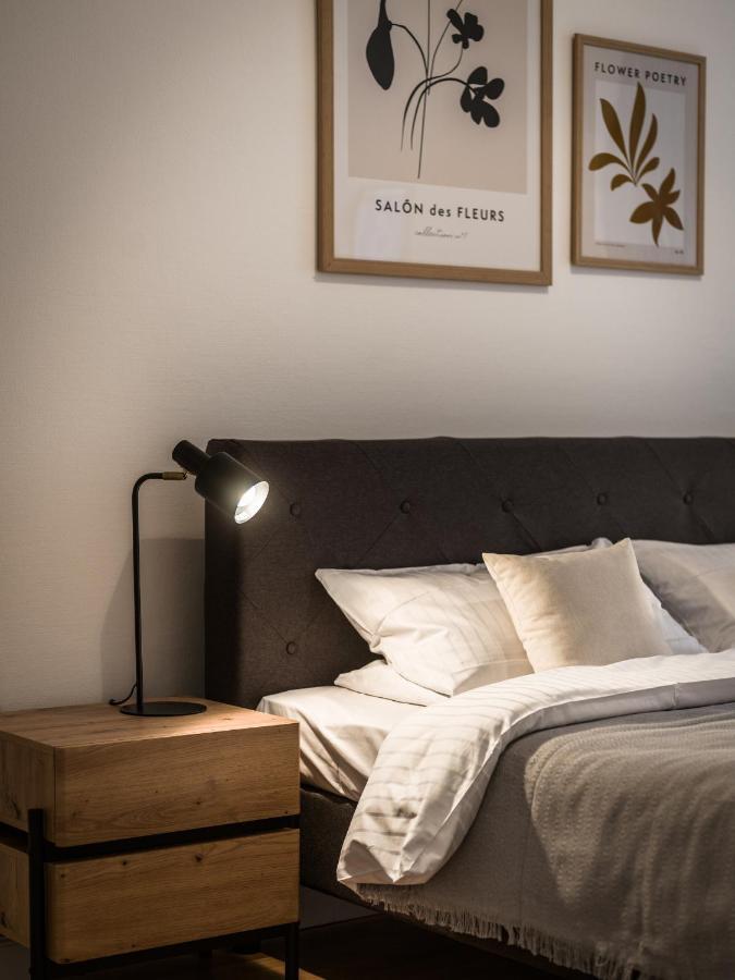 Hochwertige Altbauwohnung Im Modernen Stil In Wiesbaden - Kueche - Terrasse - Wlan - Zentral Extérieur photo