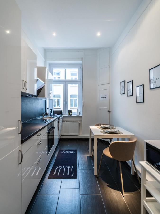 Hochwertige Altbauwohnung Im Modernen Stil In Wiesbaden - Kueche - Terrasse - Wlan - Zentral Extérieur photo