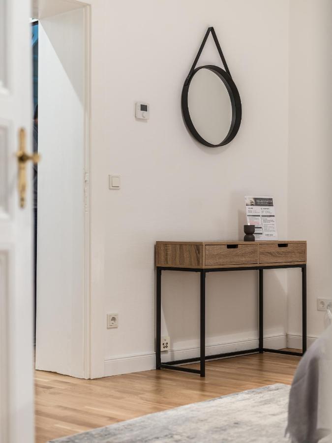 Hochwertige Altbauwohnung Im Modernen Stil In Wiesbaden - Kueche - Terrasse - Wlan - Zentral Extérieur photo
